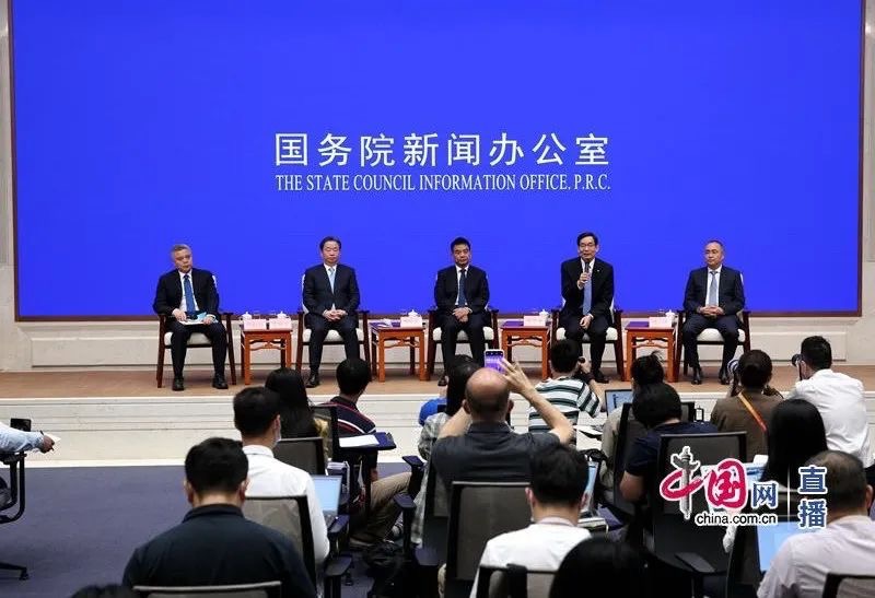 中表记者碰头会上，周育先谈若何弘扬企业家心灵